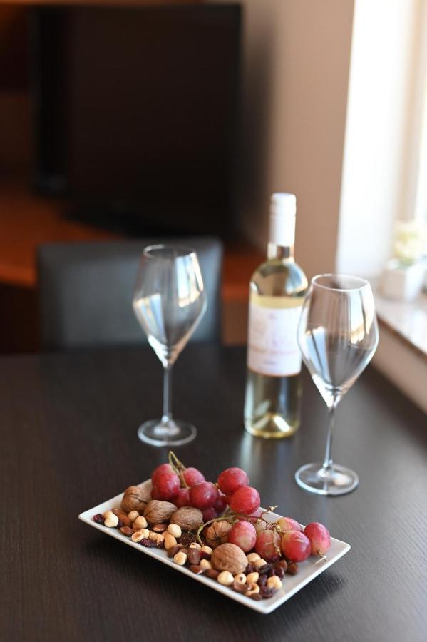 Sunset Beach Suites Kozino ภายนอก รูปภาพ