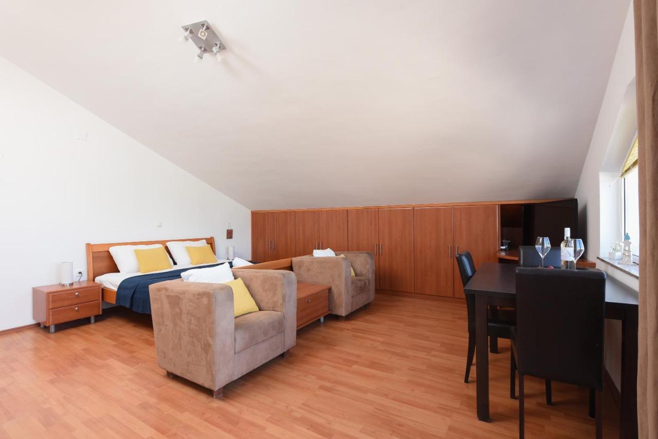 Sunset Beach Suites Kozino ภายนอก รูปภาพ